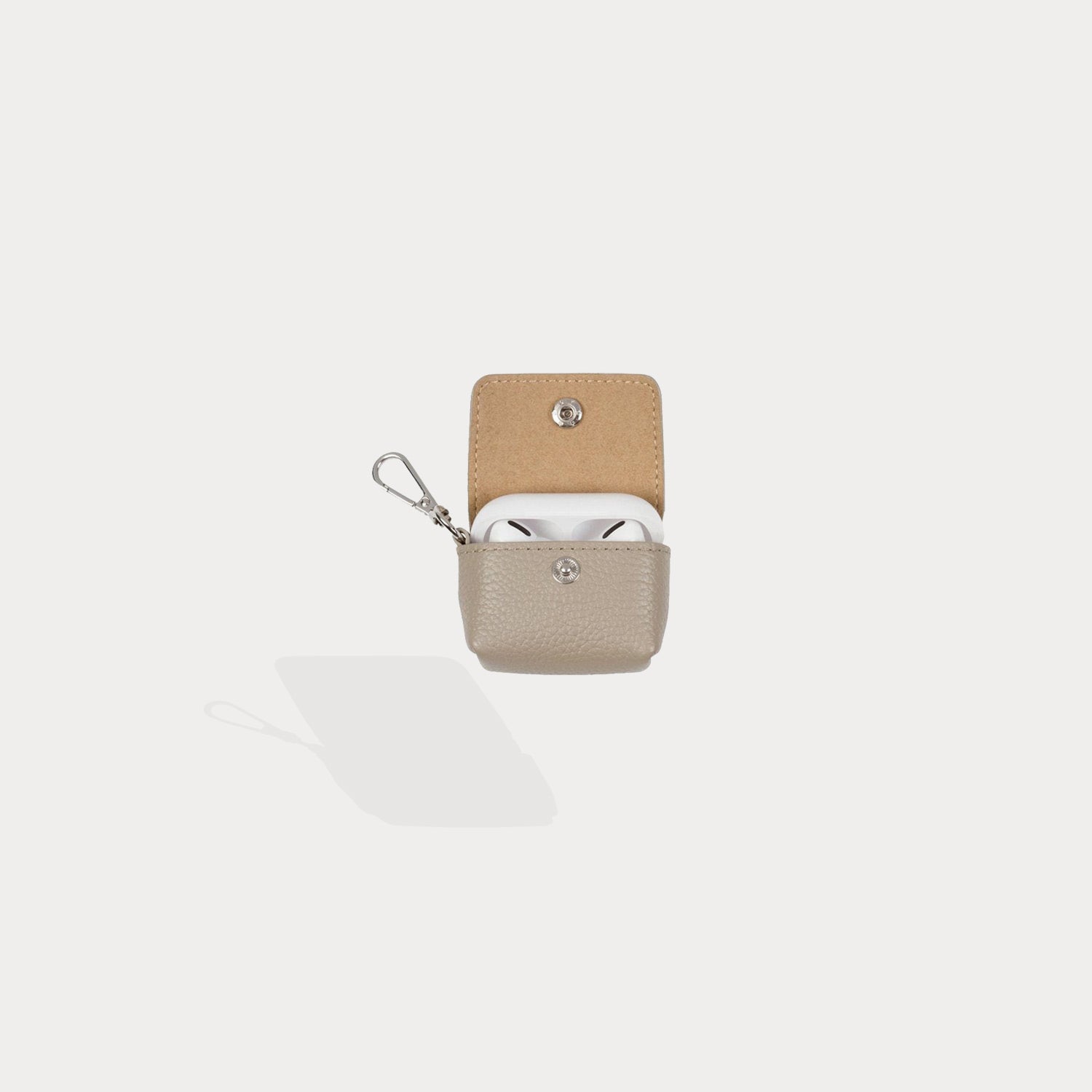 2_2_Avery-AirPod-Clip-On-Pouch---Greige-Silver_c939486c-8cc2-44db-ba99-74792cf1ee1a.jpg