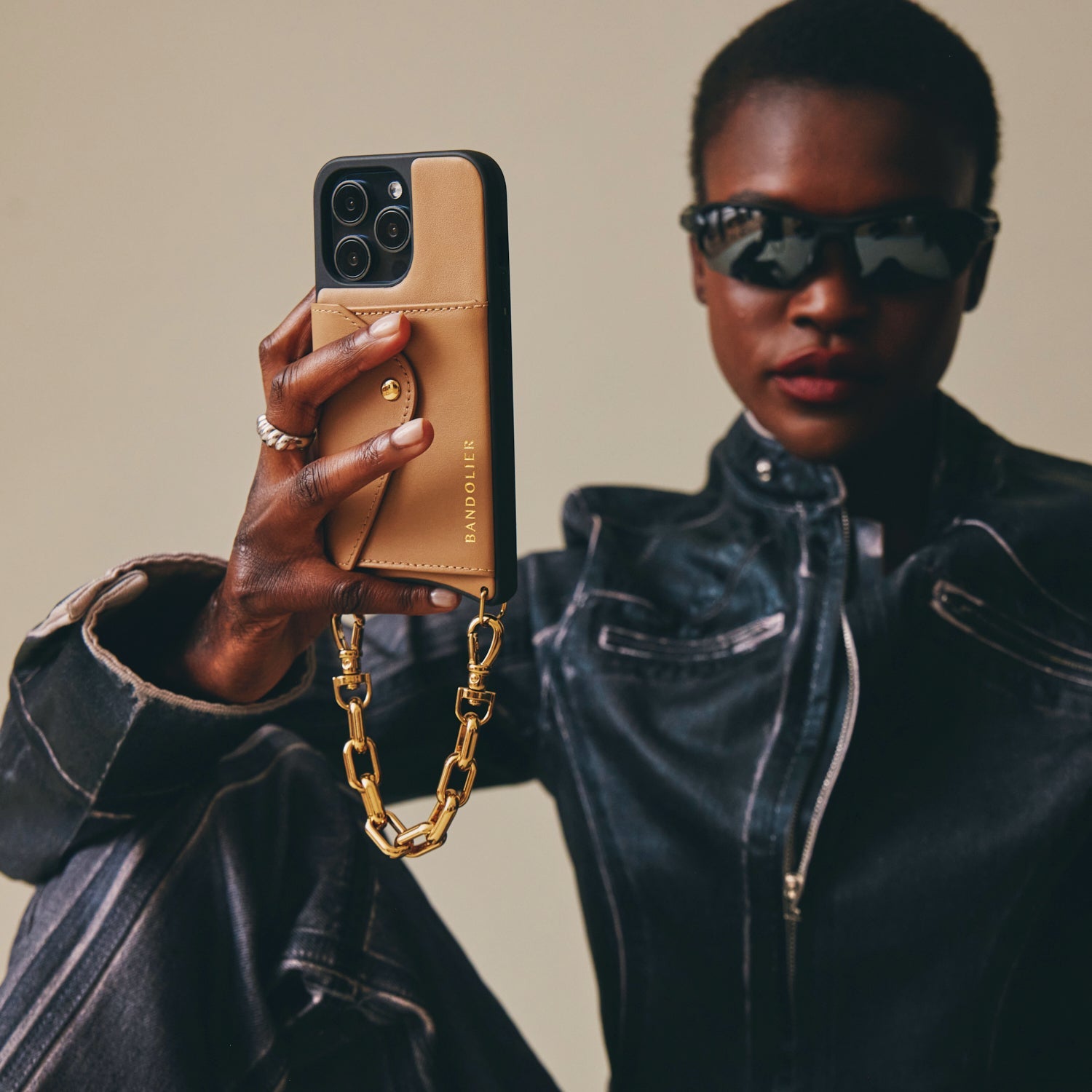 Astrid Wristlet - Black/Gold