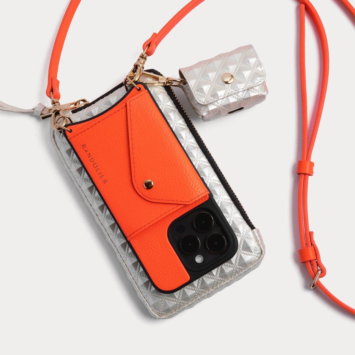 web-3c-Bandolier_r4_1382_1x1_6e59e9da-d0e8-432c-80fc-485e8c3da585.jpg